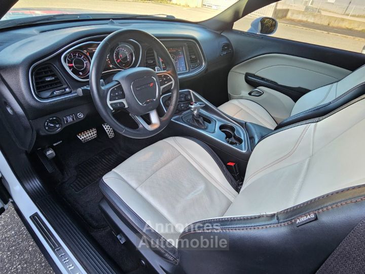 Dodge Challenger SXT Plus 36L Pentastar 305ch BVA8 - 15