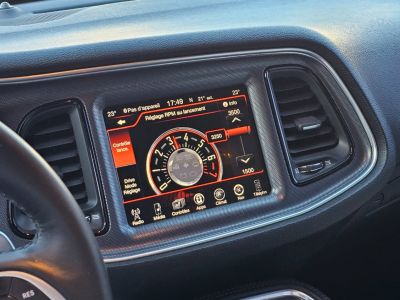 Dodge Challenger SXT Plus 36L Pentastar 305ch BVA8   - 18