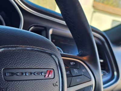 Dodge Challenger SXT Plus 36L Pentastar 305ch BVA8   - 25
