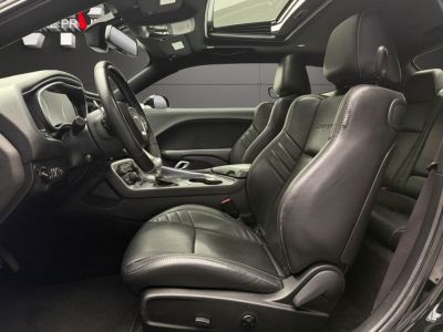Dodge Challenger SRT392 64 V8 492CH TOIT PANO CAMERA DE RECUL SIÈGES ET VOLANT CHAUFFANTS   - 7