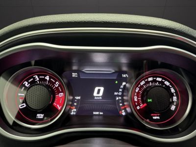 Dodge Challenger SRT392 64 V8 492CH TOIT PANO CAMERA DE RECUL SIÈGES ET VOLANT CHAUFFANTS   - 10
