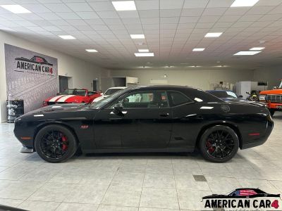Dodge Challenger srt 64 - boite manuelle   - 2