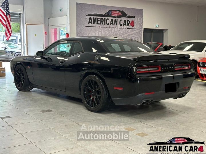 Dodge Challenger srt 64 - boite manuelle - 3