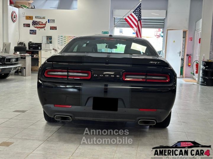Dodge Challenger srt 64 - boite manuelle - 4