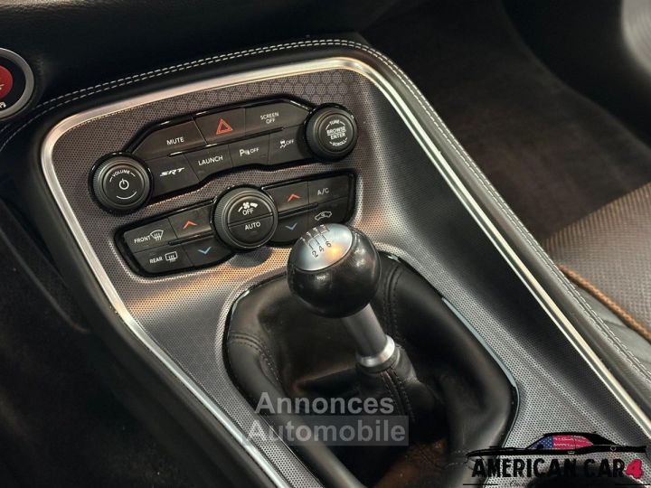 Dodge Challenger srt 64 - boite manuelle - 18