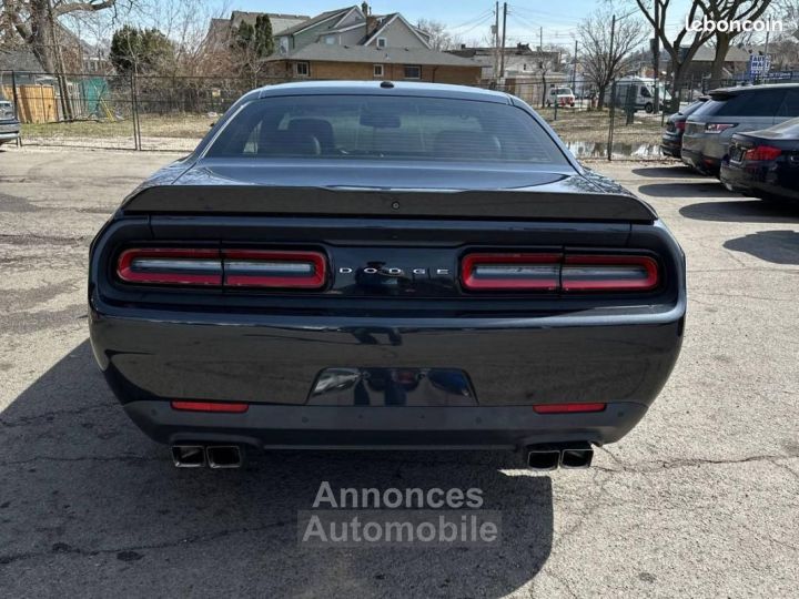 Dodge Challenger RT%2B SUR PARC CLEAN CARFAX - 5
