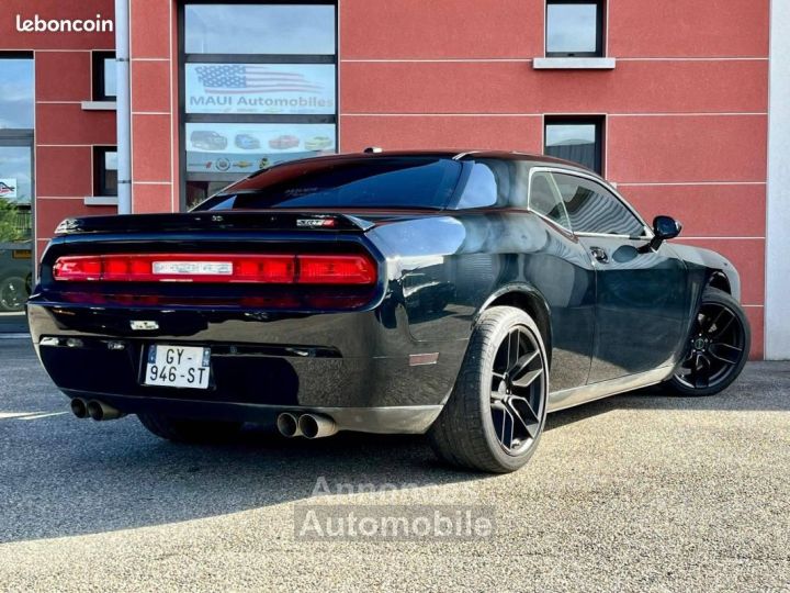 Dodge Challenger 64 V8 SRT - 2