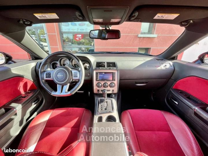 Dodge Challenger 64 V8 SRT - 5