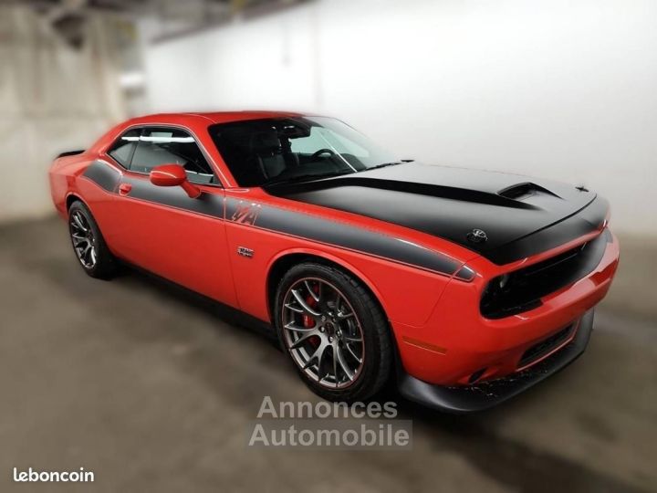 Dodge Challenger 64 SRT T-A - 2