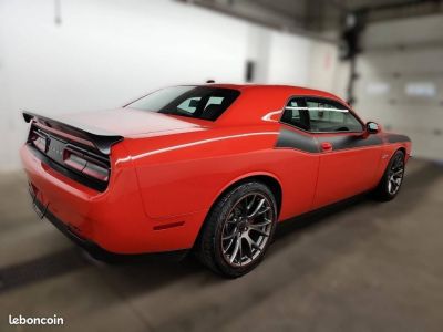 Dodge Challenger 64 SRT T-A   - 4