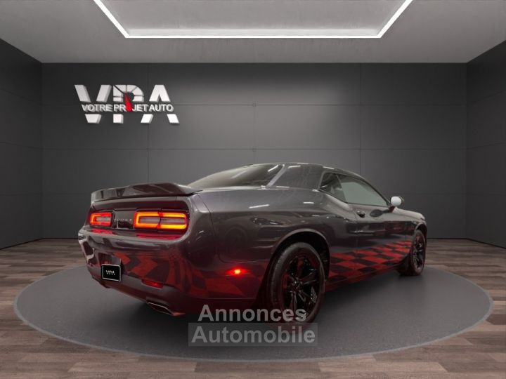 Dodge Challenger SXT 36 V6 – Cuir, Caméra, CarPlay, LED - 6