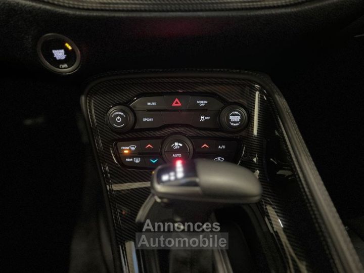Dodge Challenger SXT 36 V6 – Cuir, Caméra, CarPlay, LED - 11