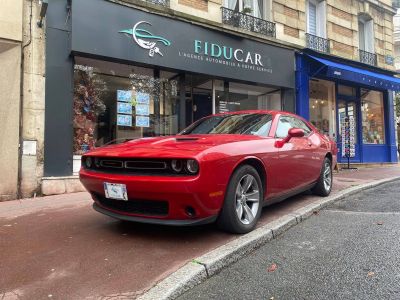 Dodge Challenger SXT Rouge   - 1