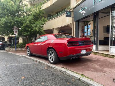 Dodge Challenger SXT Rouge   - 3