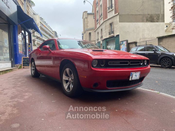 Dodge Challenger SXT Rouge - 5