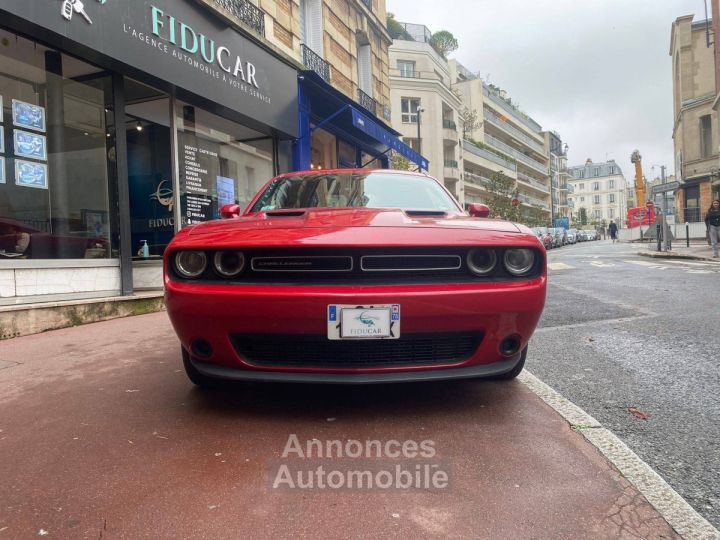 Dodge Challenger SXT Rouge - 6