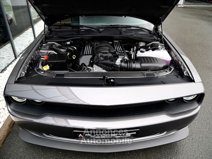 Dodge Challenger Scat Pack 64 V8 HEMI Widebody - 8