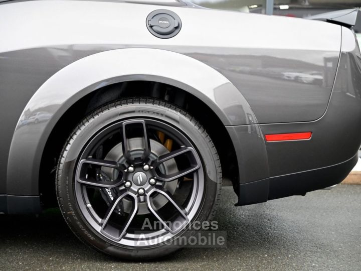Dodge Challenger Scat Pack 64 V8 HEMI Widebody - 26