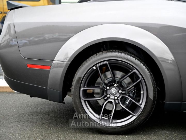 Dodge Challenger Scat Pack 64 V8 HEMI Widebody - 27