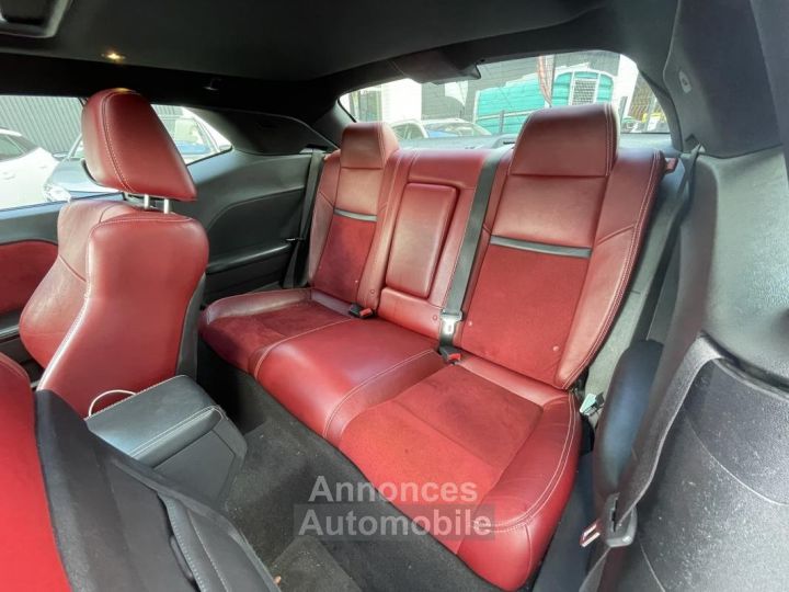 Dodge Challenger SRT 8 V8 64 477CH 392 HEMI IMMATRICULATION FRANÇAISE -TOIT OUVRANT-GARANTIE 6 MOIS-FINANCEMENT POSSIBLE- - 17
