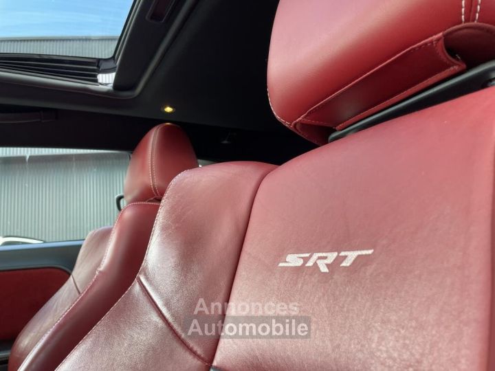Dodge Challenger SRT 8 V8 64 477CH 392 HEMI IMMATRICULATION FRANÇAISE -TOIT OUVRANT-GARANTIE 6 MOIS-FINANCEMENT POSSIBLE- - 18