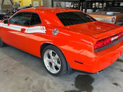 Dodge Challenger R/T 5,7L V8 HEMI 385 - 54000 Kms - 36900€   - 2