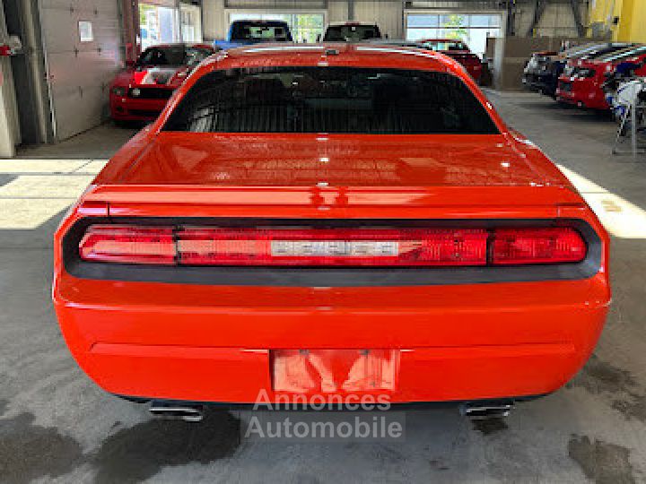 Dodge Challenger R/T 5,7L V8 HEMI 385 - 54000 Kms - 36900€ - 5
