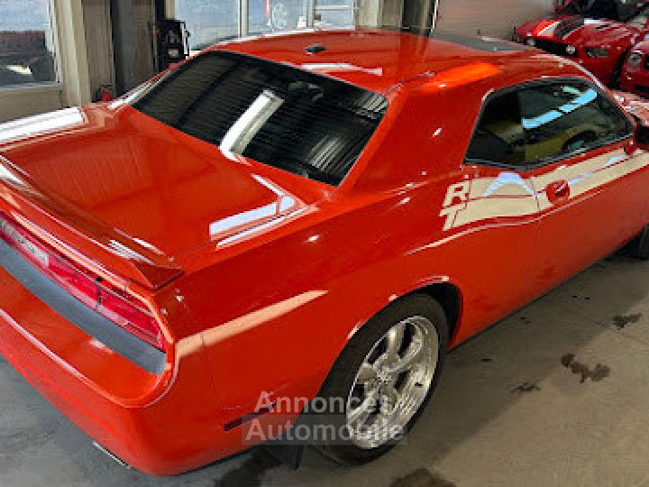 Dodge Challenger R/T 5,7L V8 HEMI 385 - 54000 Kms - 36900€ - 11