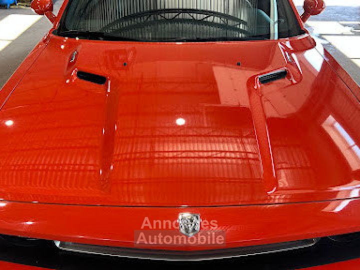 Dodge Challenger R/T 5,7L V8 HEMI 385 - 54000 Kms - 36900€ - 15