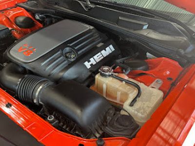 Dodge Challenger R/T 5,7L V8 HEMI 385 - 54000 Kms - 36900€   - 30