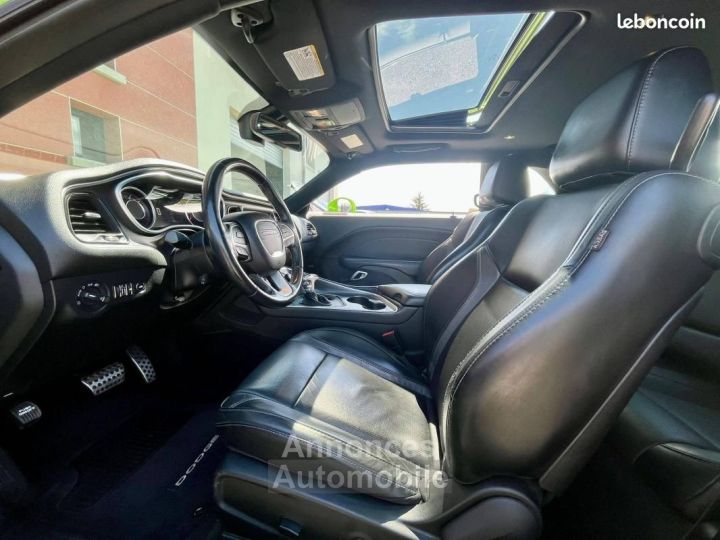 Dodge Challenger RT%2B - 15