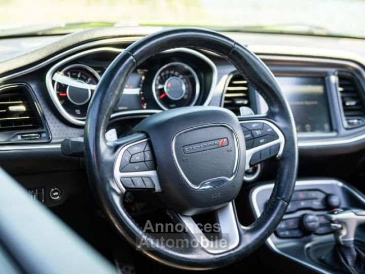 Dodge Challenger RT%2B - 17