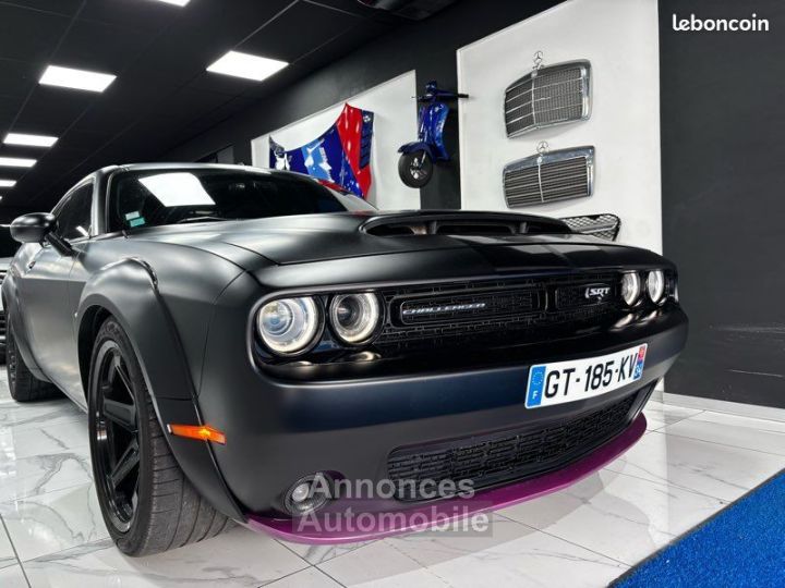 Dodge Challenger SXT V6 DÉMON - 4