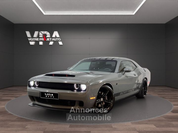 Dodge Challenger  · 64 V8 492ch · Scat Pack · Toit ouvrant · Sièges ventilés · Caméra de recul - 1