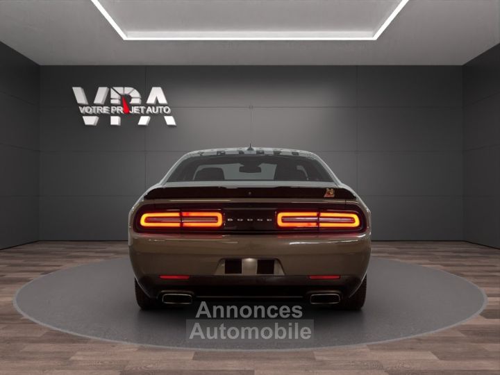 Dodge Challenger  · 64 V8 492ch · Scat Pack · Toit ouvrant · Sièges ventilés · Caméra de recul - 5