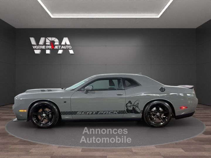 Dodge Challenger  · 64 V8 492ch · Scat Pack · Toit ouvrant · Sièges ventilés · Caméra de recul - 8