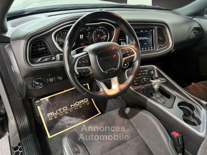 Dodge Challenger  · 64 V8 492ch · Scat Pack · Toit ouvrant · Sièges ventilés · Caméra de recul - 10