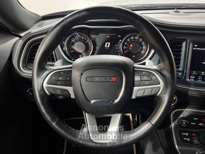 Dodge Challenger  · 64 V8 492ch · Scat Pack · Toit ouvrant · Sièges ventilés · Caméra de recul - 11
