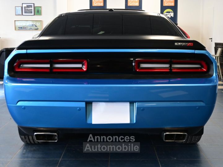 Dodge Challenger SRT8 61 431cv - 5