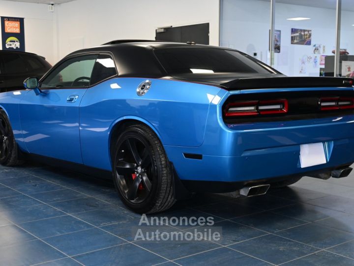 Dodge Challenger SRT8 61 431cv - 6