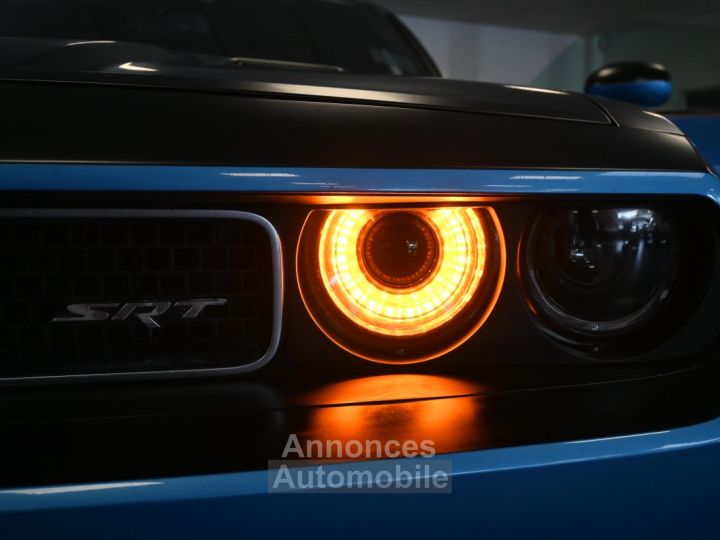 Dodge Challenger SRT8 61 431cv - 19