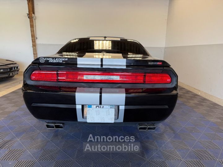 Dodge Challenger SRT 8 64 470 CH - 3