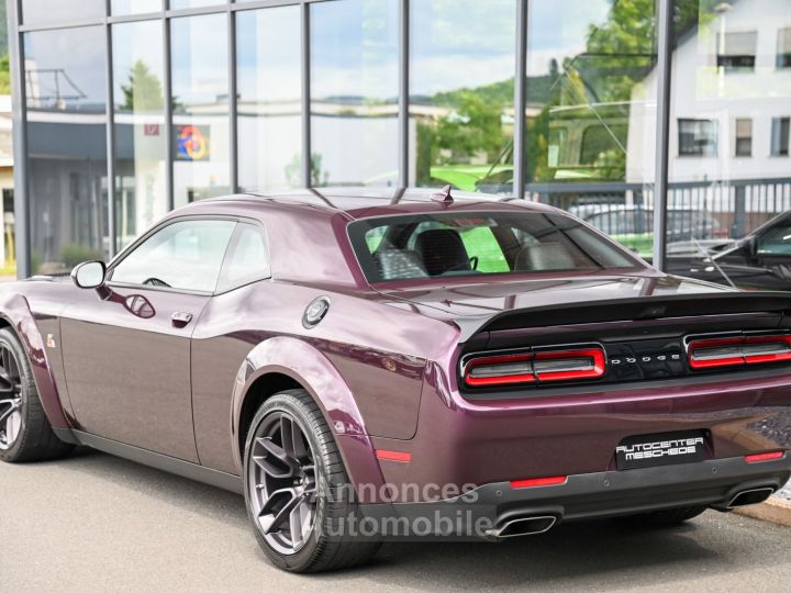 Dodge Challenger Scat Pack 64 V8 HEMI Widebody - 6
