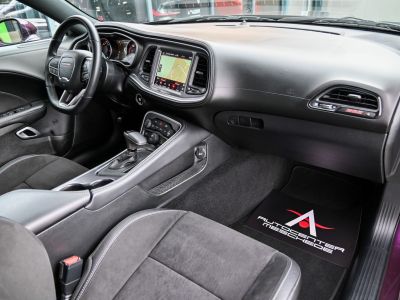 Dodge Challenger Scat Pack 64 V8 HEMI Widebody   - 12