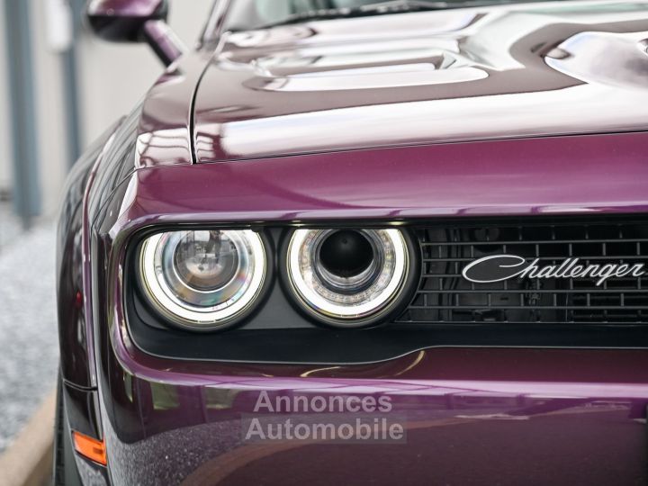 Dodge Challenger Scat Pack 64 V8 HEMI Widebody - 25