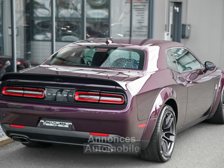 Dodge Challenger Scat Pack 64 V8 HEMI Widebody - 30