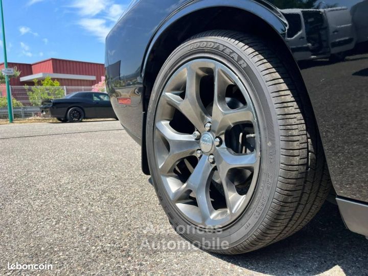 Dodge Challenger 57 V8 RT%2B sur parc Clean Carfax - 18