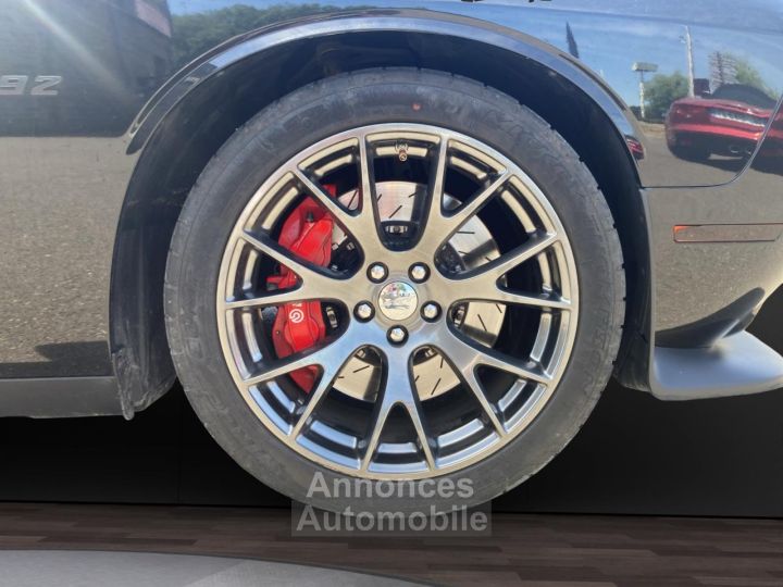 Dodge Challenger SRT 392 V8 64L 470 CV - 23