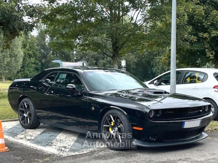 Dodge Challenger rt 392 scat pack shaker - 1