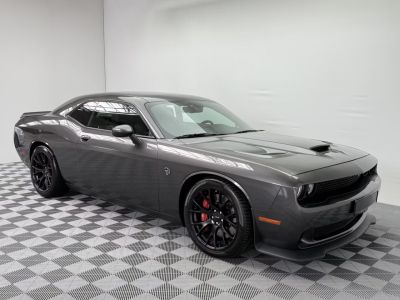 Dodge Challenger SRT HELLCAT - V8 62 - 717ch   - 4